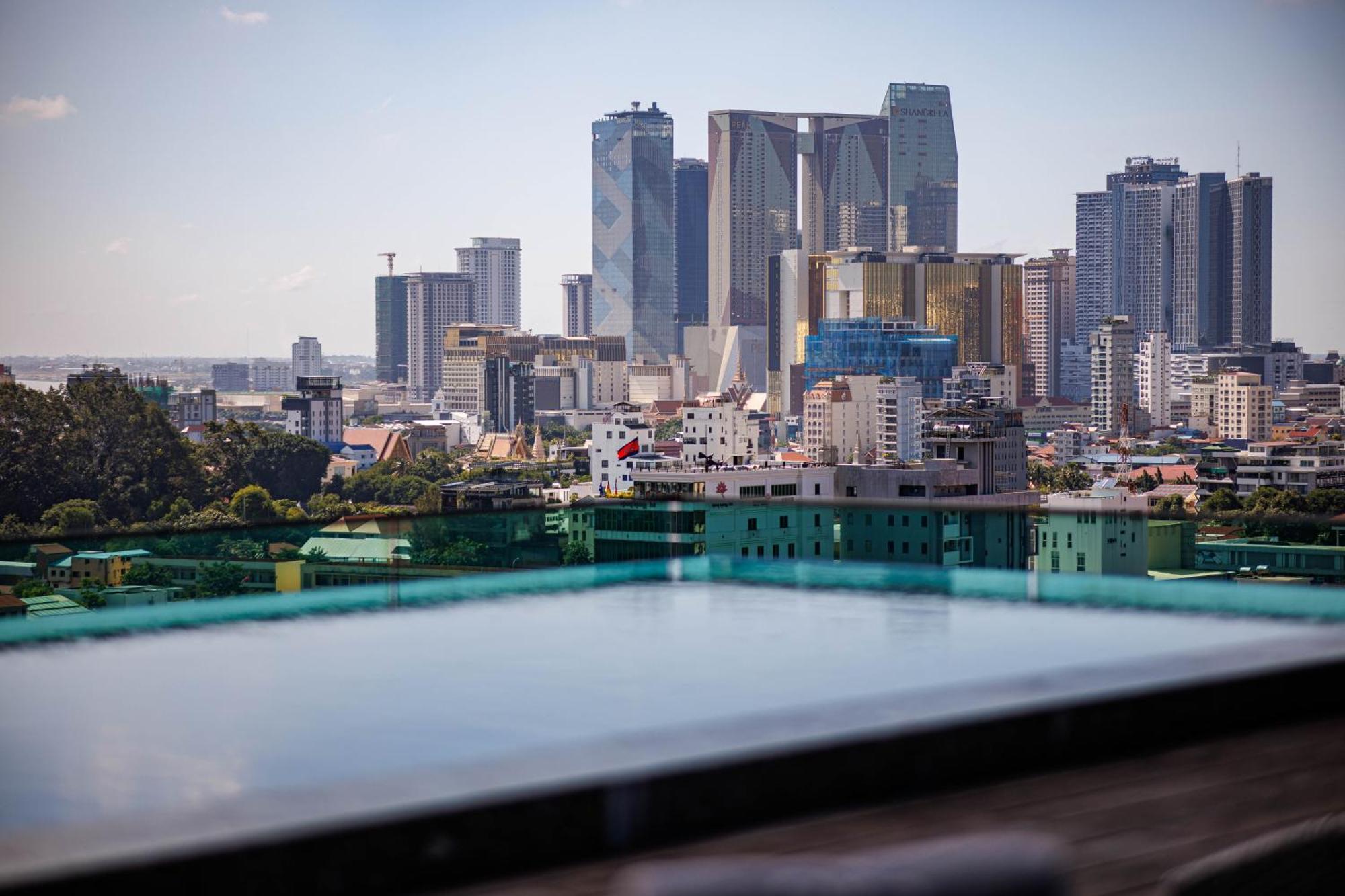 Check Inn Phnom Penh Royal Palace Εξωτερικό φωτογραφία